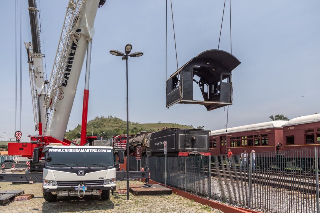 Prefeito de Guararema acompanha envio da Maria Fumaça para revitalização